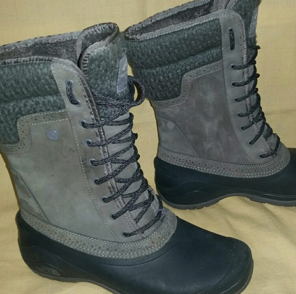 Women's North Face Boots